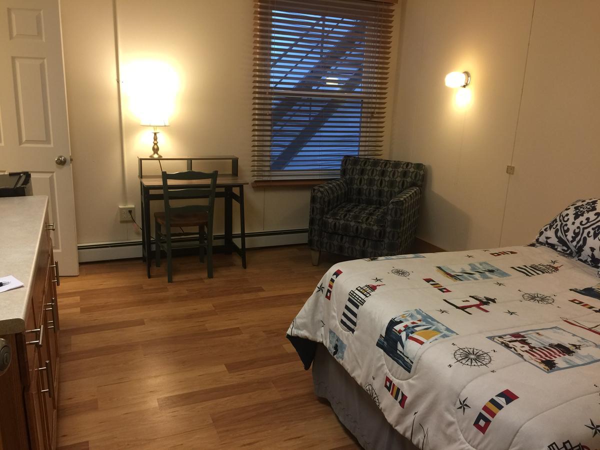 The Sanctuary Inn And Art Gallery 엘스워스 외부 사진